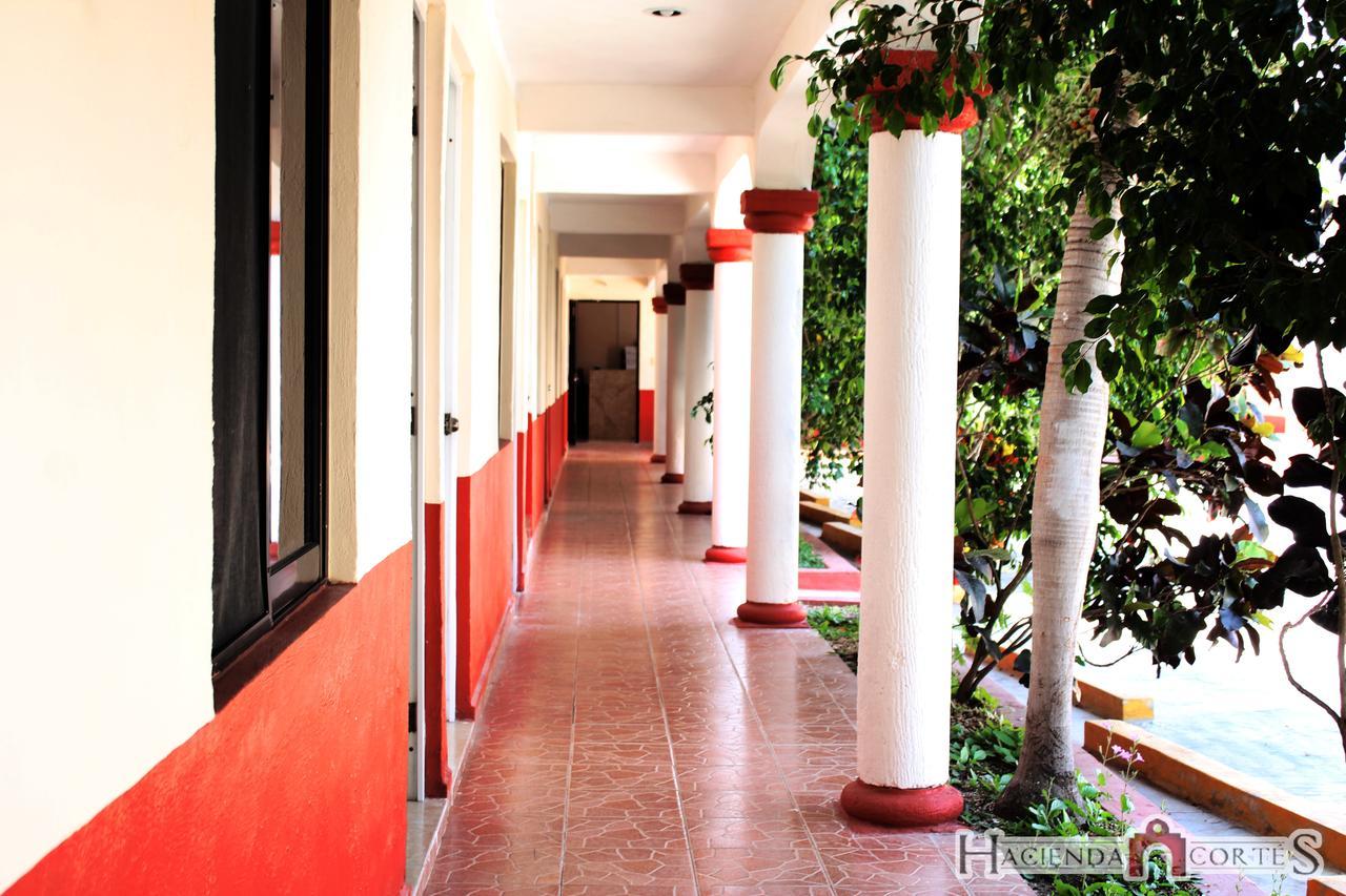 Hotel Hacienda Cortes เมริดา ภายนอก รูปภาพ