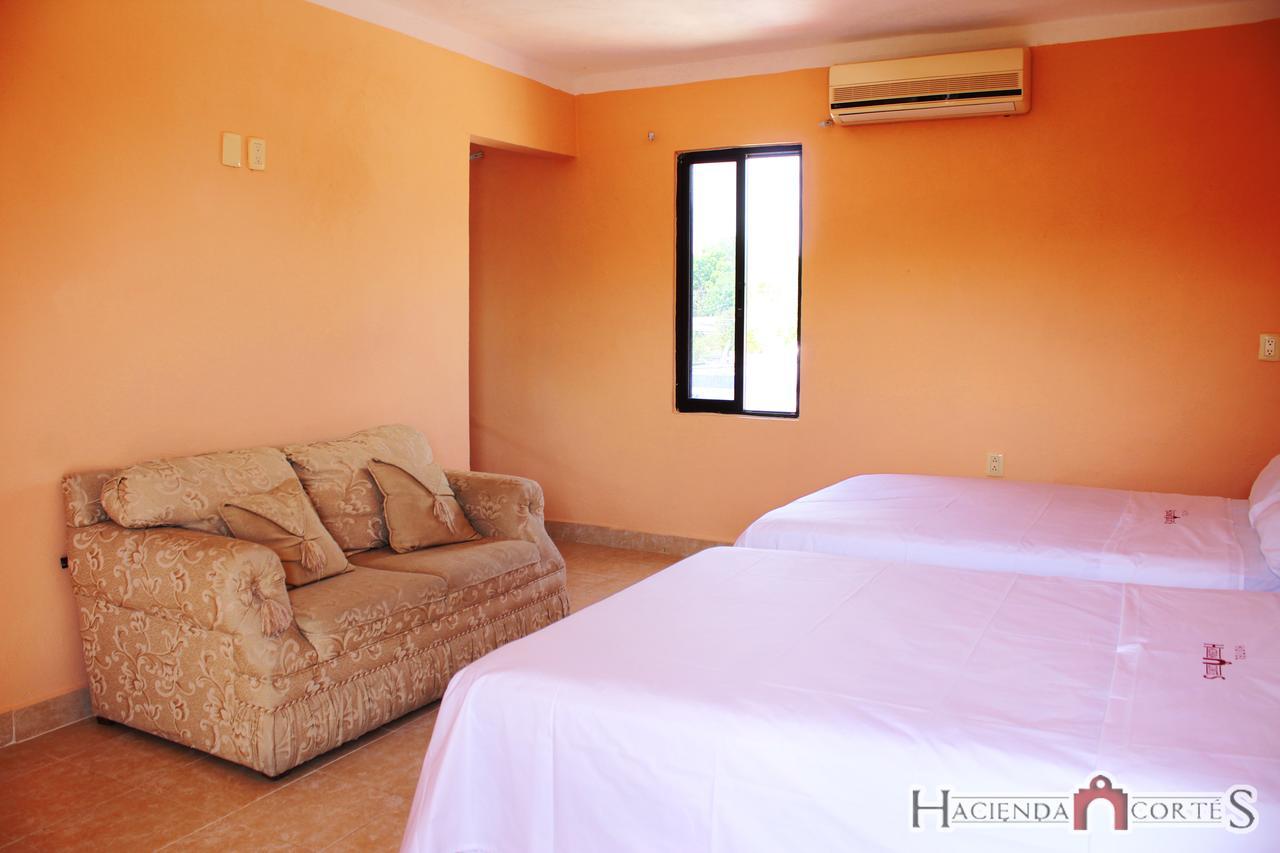 Hotel Hacienda Cortes เมริดา ภายนอก รูปภาพ
