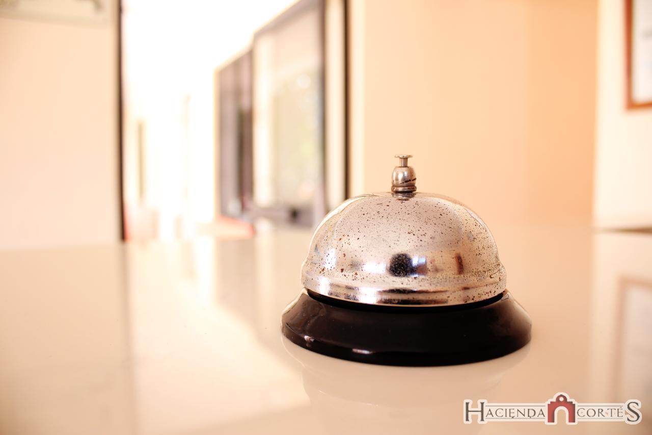 Hotel Hacienda Cortes เมริดา ภายนอก รูปภาพ