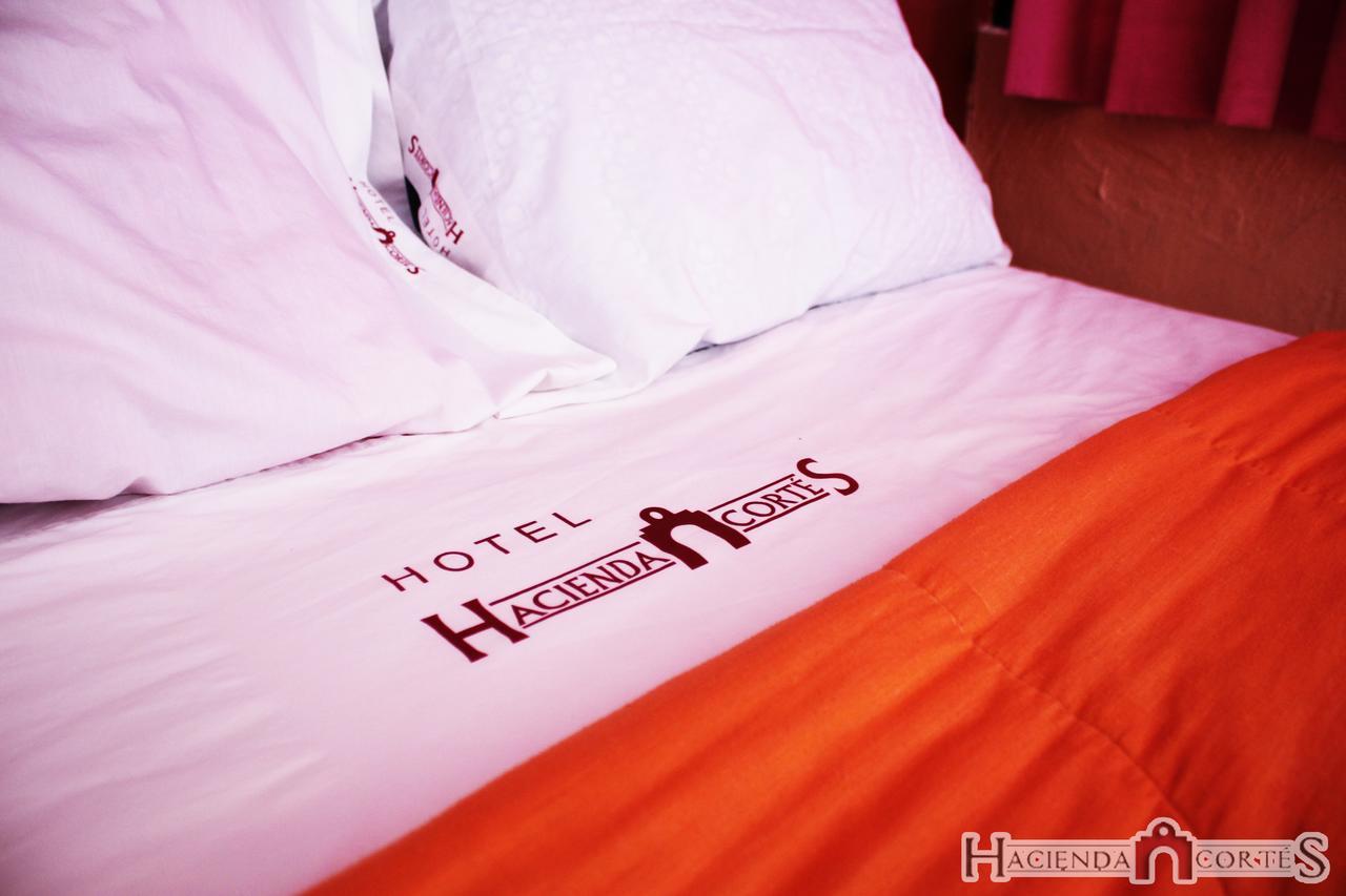 Hotel Hacienda Cortes เมริดา ภายนอก รูปภาพ