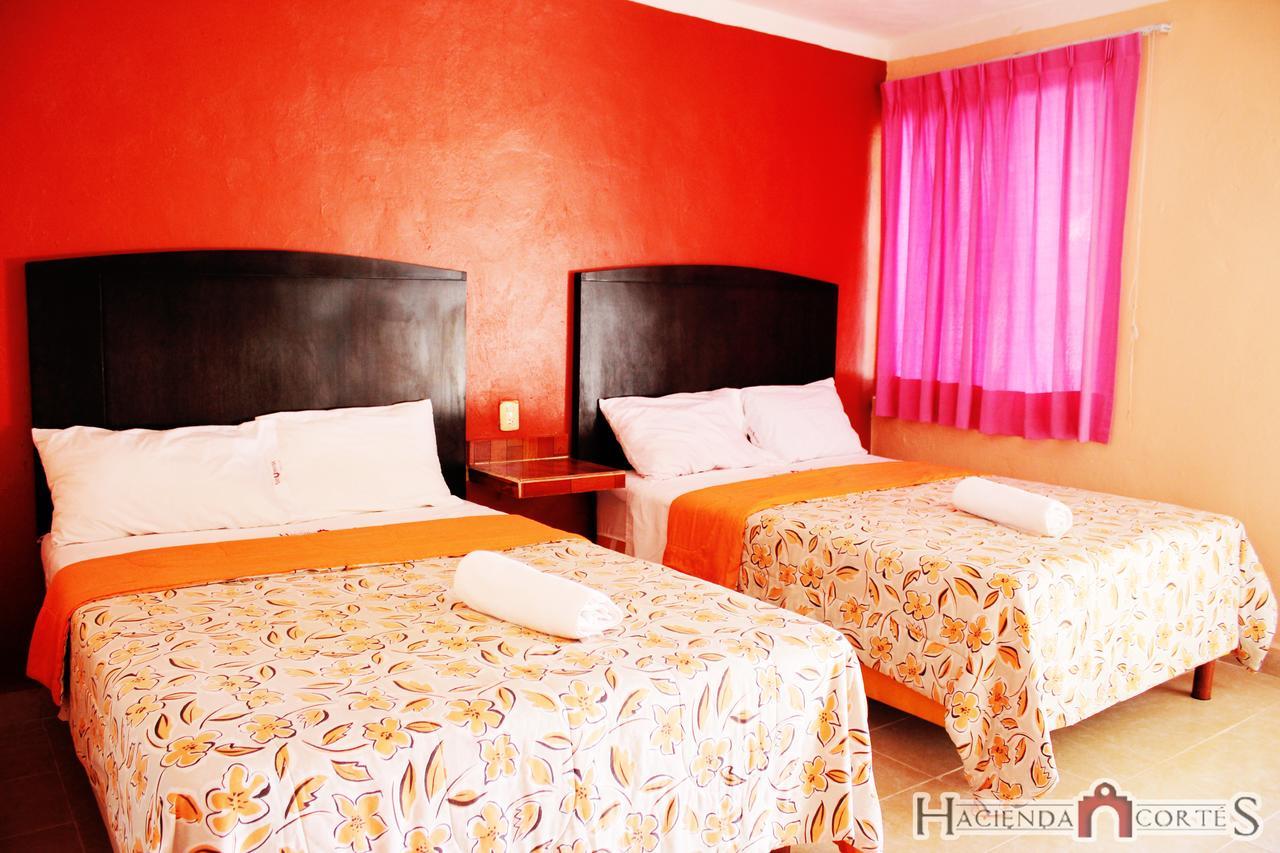 Hotel Hacienda Cortes เมริดา ภายนอก รูปภาพ