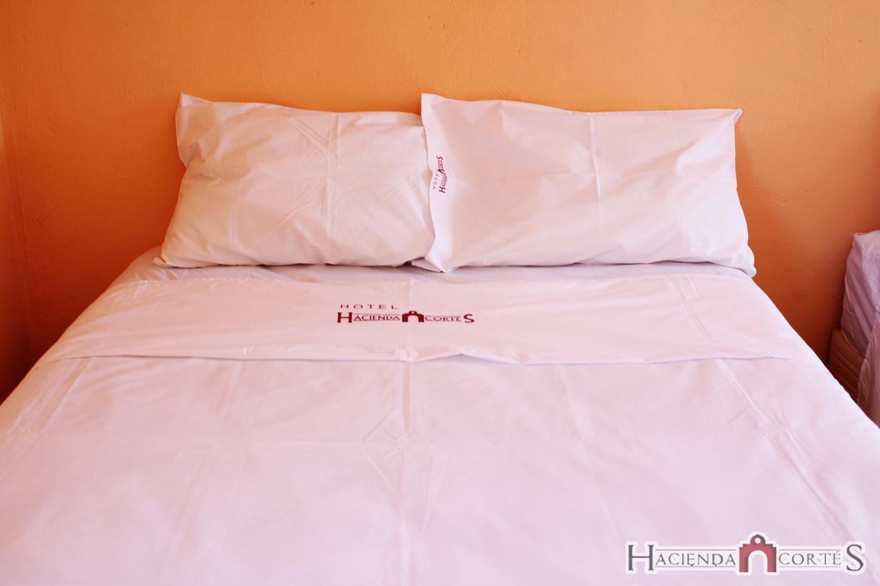 Hotel Hacienda Cortes เมริดา ภายนอก รูปภาพ